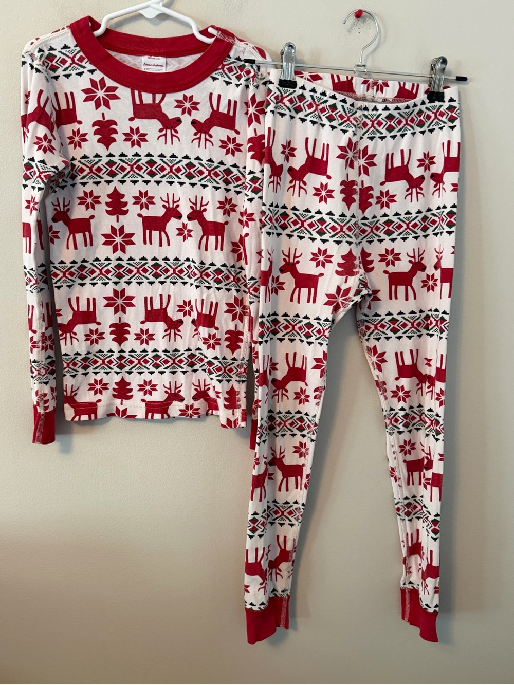 Hanna Andersson Red & White Reindeer Holiday Pajama Set